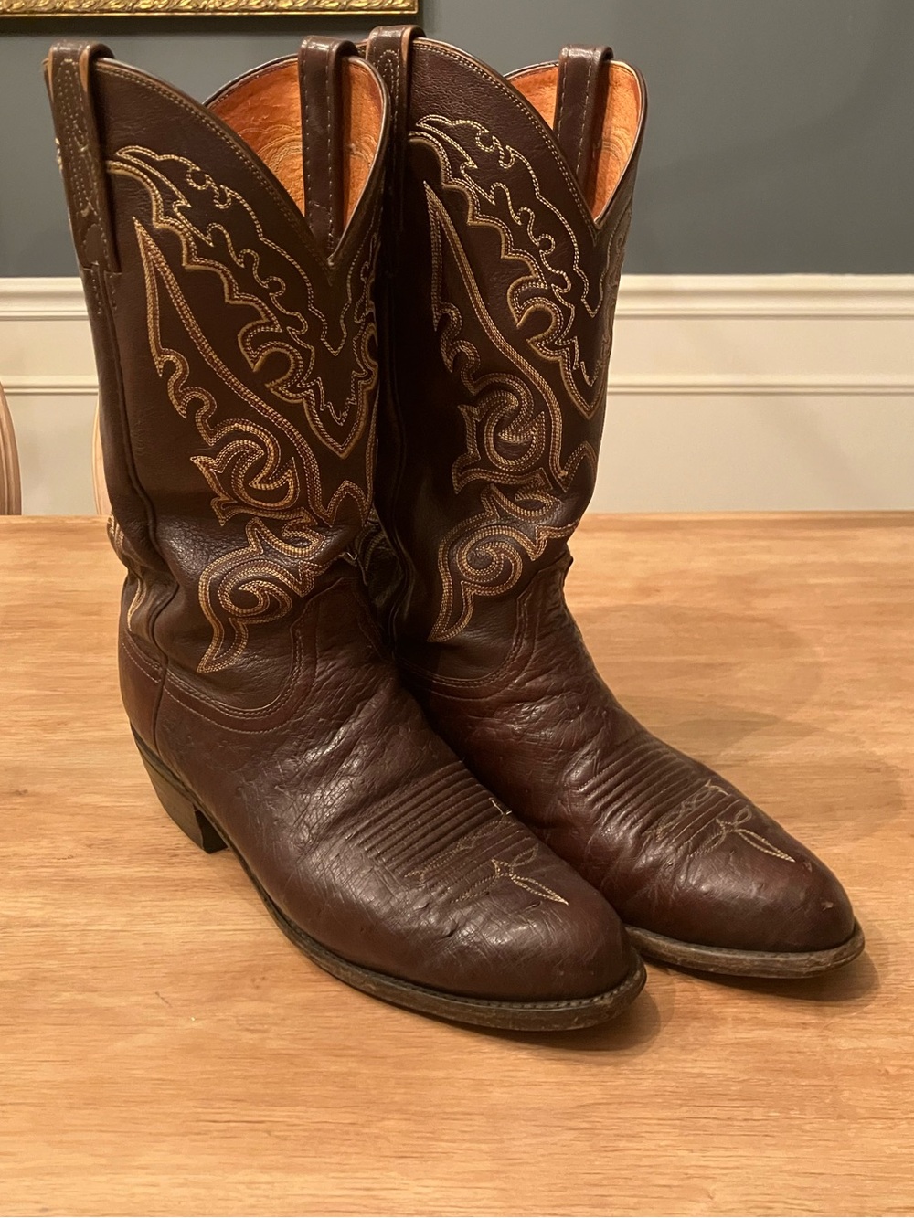 Lucchese Dark Brown Leather Western Cowboy Boots with Tan Stitching